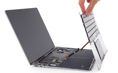 Why Choosing the Right Microsoft Surface Repair Service Is Important?