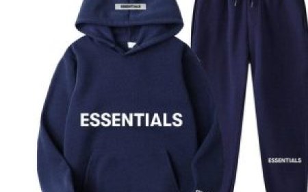 Soft, Stylish, and Always Essential – Hoodie Perfection