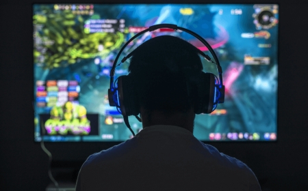 How to Build a Steady Side Income by Playing Games Daily