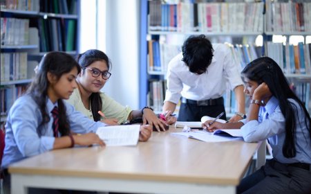 Beyond Coding: MCA Programs in Gujarat Now Focus on Soft Skills & Leadership