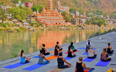 Detox Retreat in Rishikesh: Discover Yoga and Ayurveda Detox
