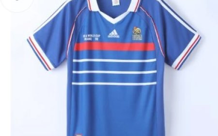 أسرع للحصول على ملابس الهلال الجديده من Sport Touch!