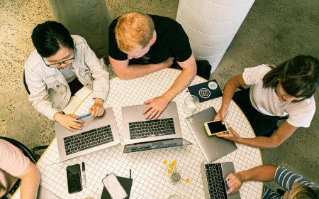 Embracing the Future: Digital Transformation Services by HatchTechs UK