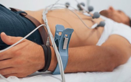 Does a Doctor at Home Offer ECG or Blood Tests?