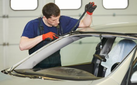 Your Trusted Team for Car and Truck Windscreen Replacements Today