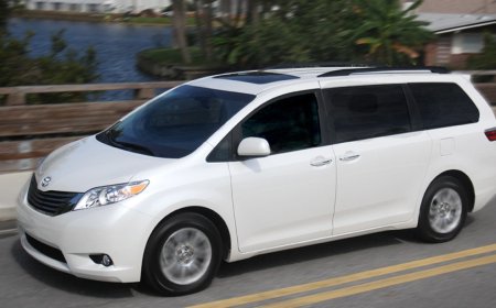 Premium SUV & Toyota Sienna Van Services in Queen Anne, WA