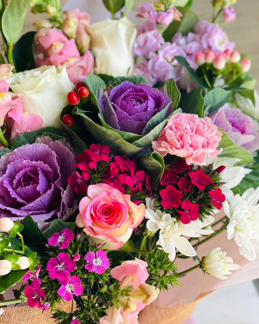 Celebrate Success with Stunning Graduation Flowers in Melbourne