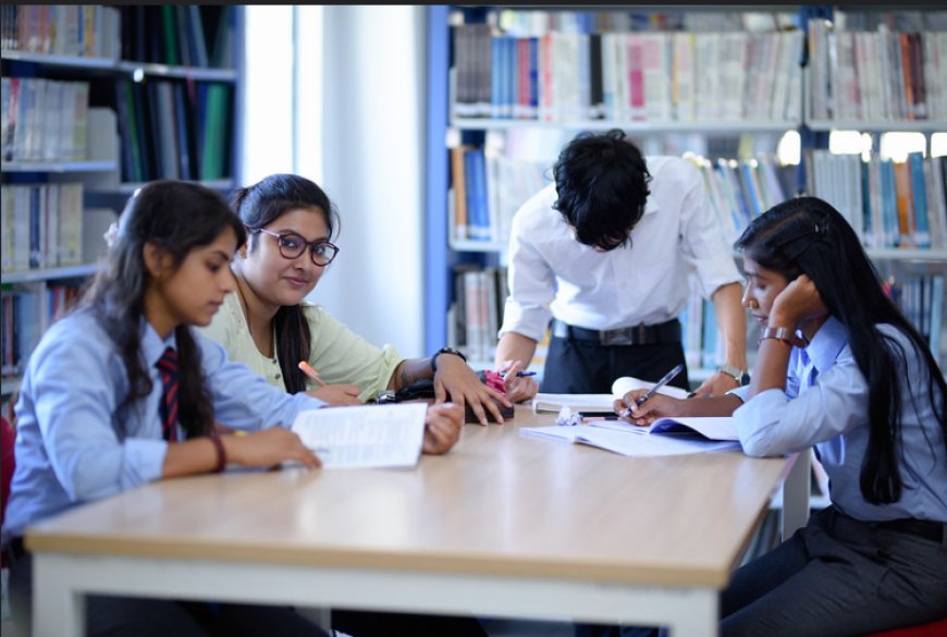 Beyond Coding: MCA Programs in Gujarat Now Focus on Soft Skills & Leadership