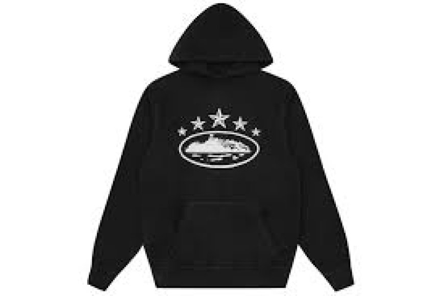 Make a Move in Corteiz Hoodie