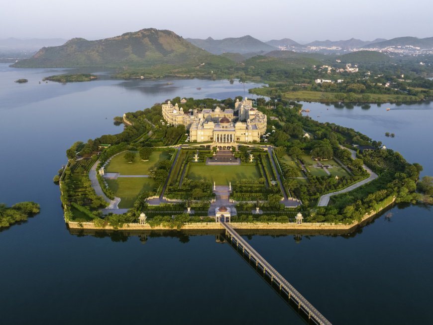 Experience Royal India with the Jaipur and Udaipur Package