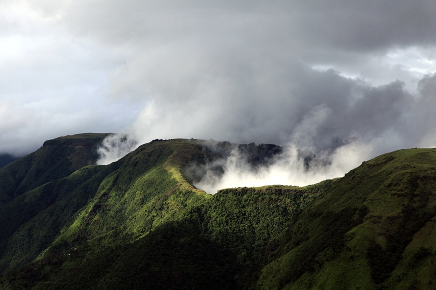 Explore Northeast Beauty with Our Meghalaya Trip Package Today